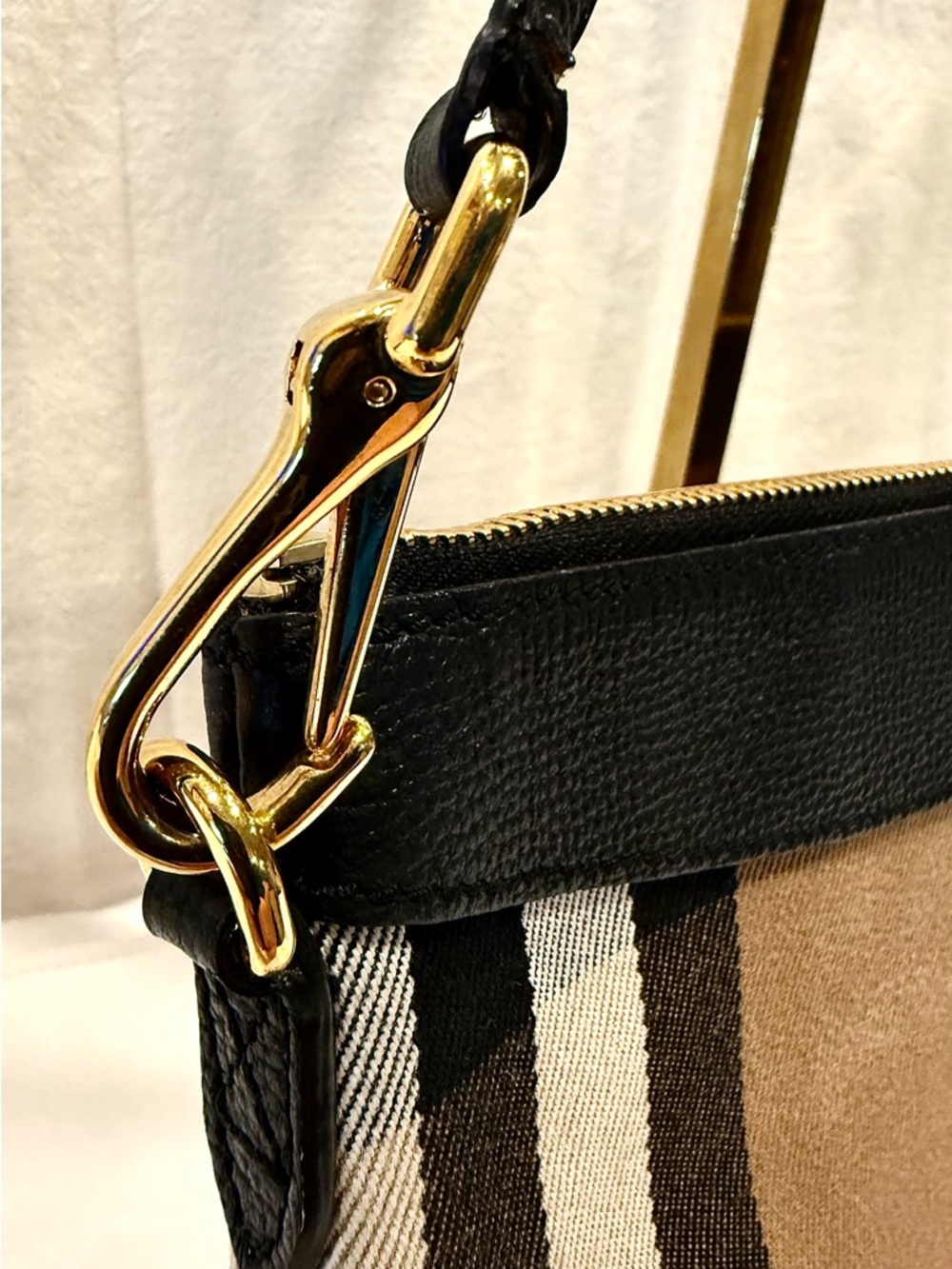 Burberry Peyton House Check Crossbody Bag - Picture 6 of 11